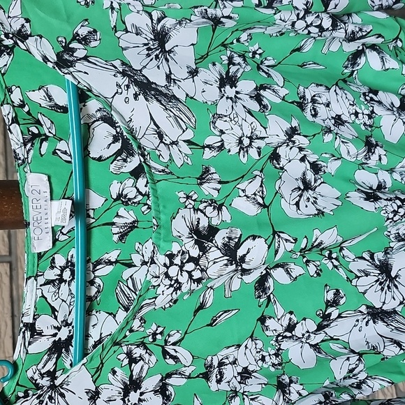 Forever 21 Ladies Blouse Sz M - Picture 2 of 15